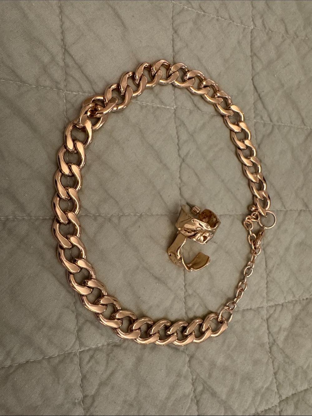 Polished Gold Curb Chain Necklace with Matching Hoop Earring